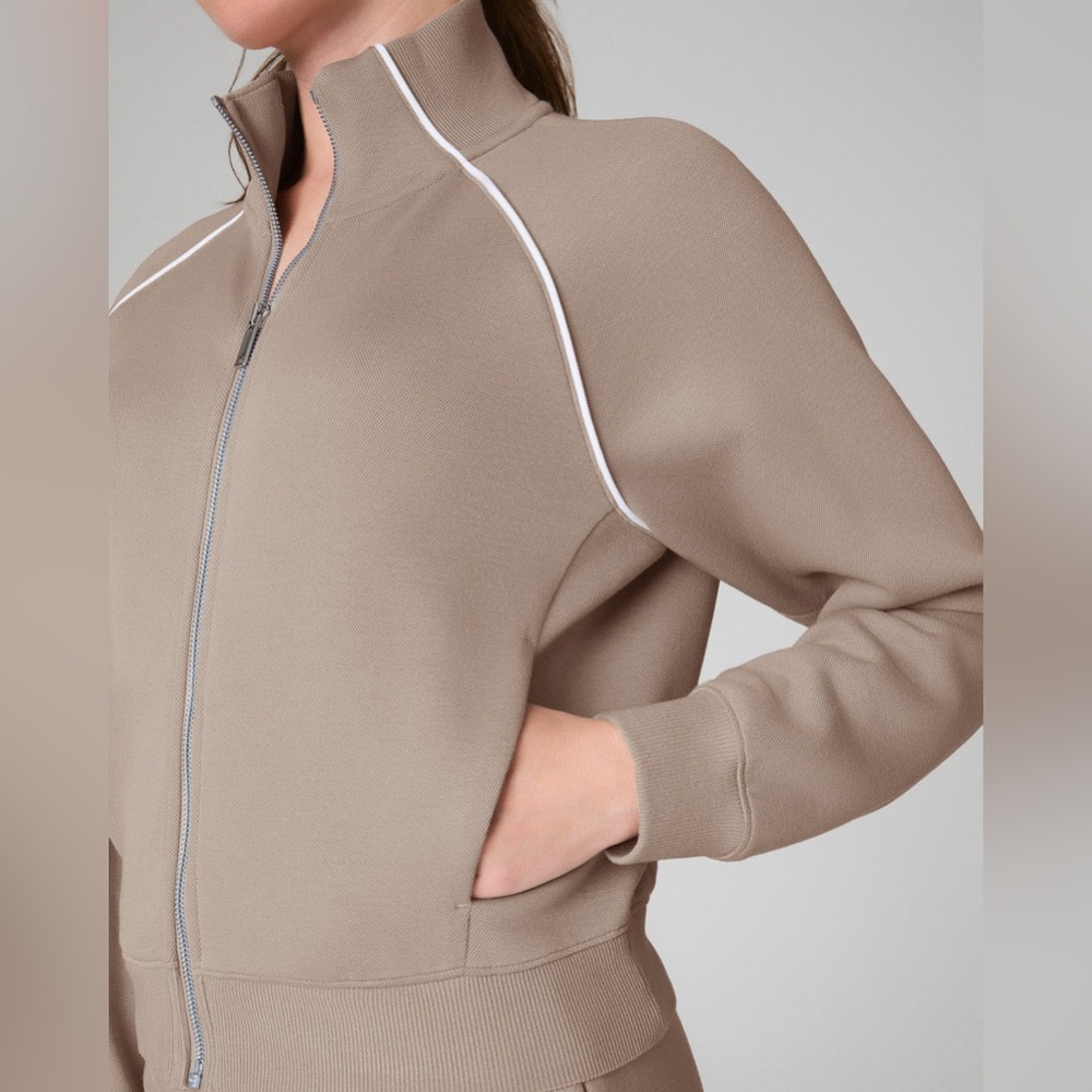 SPANX AirEssentials Pique Full Zip Track Jacket + Straight Leg Pant - NWT - Picture 4 of 11